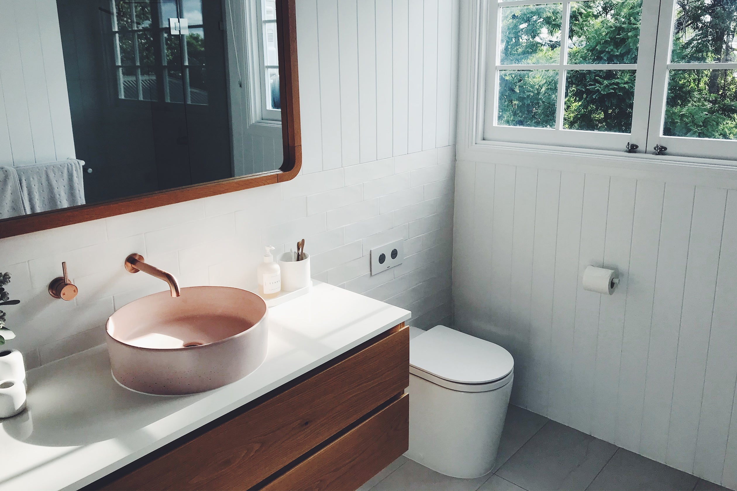 3 Secrets to Achieve Perfectly Clean Glass, Every Time!