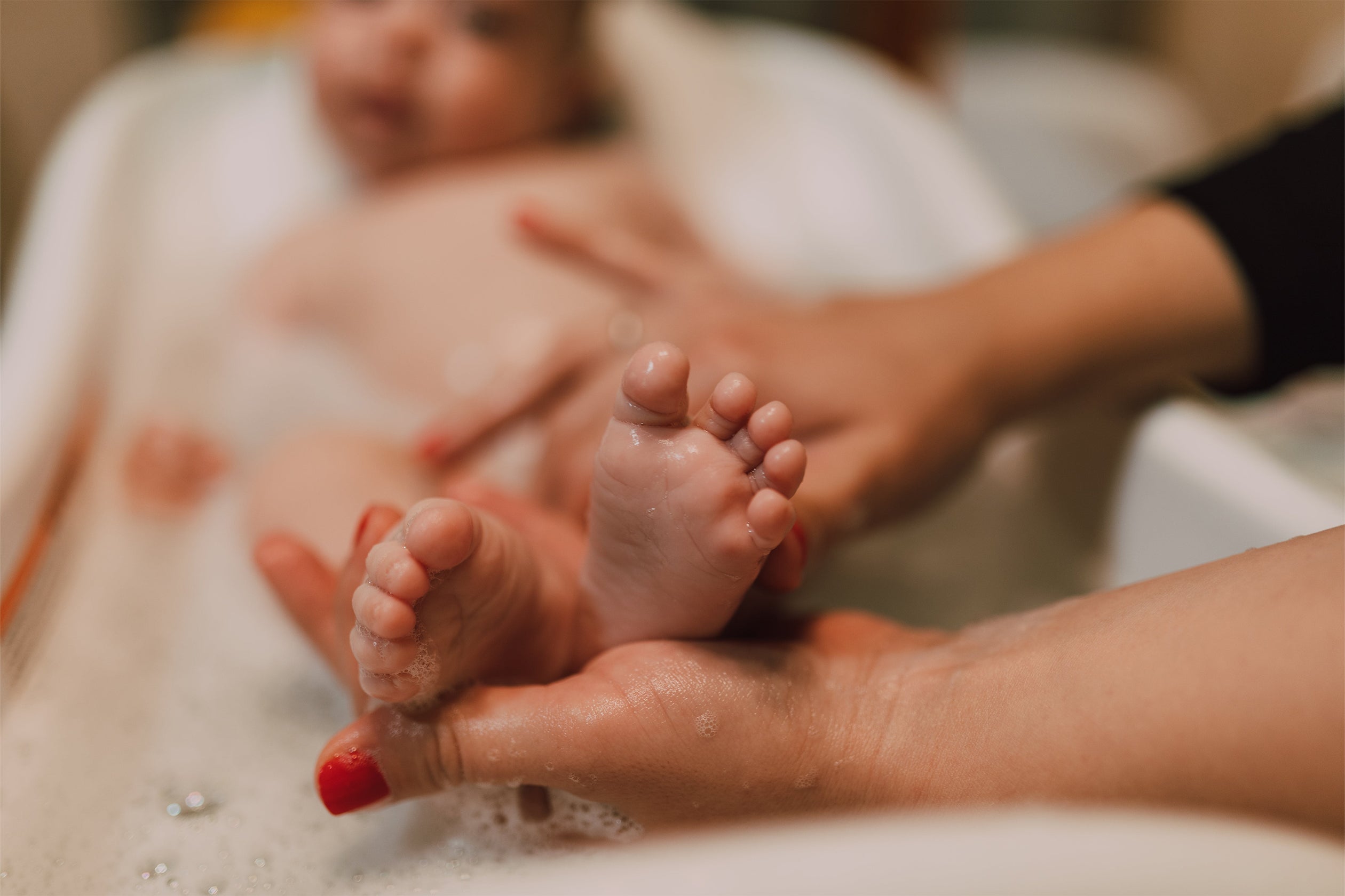 Baby Bath Time Guide