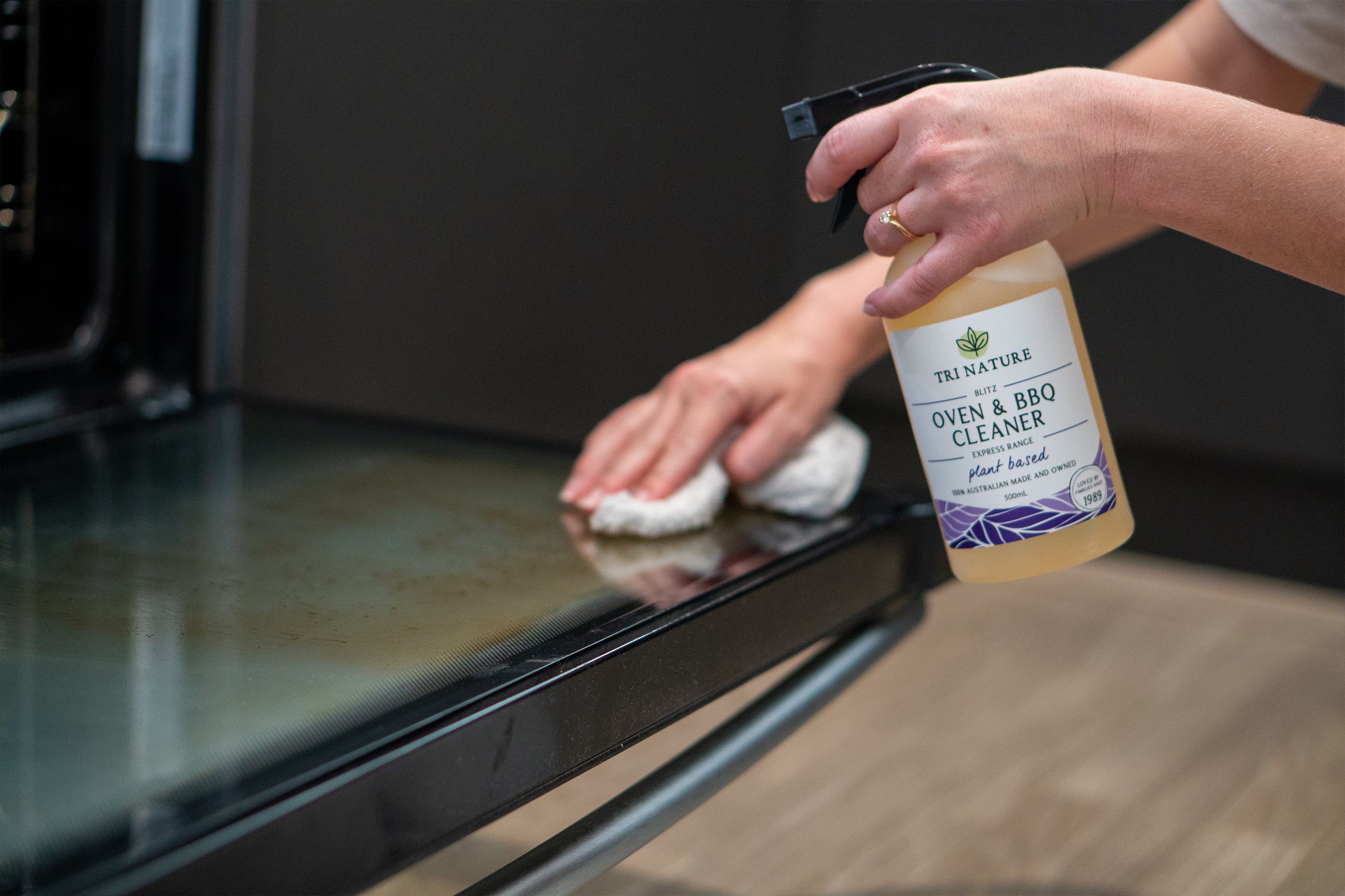 Blitz: The Best Natural Oven and BBQ Cleaner in Australia