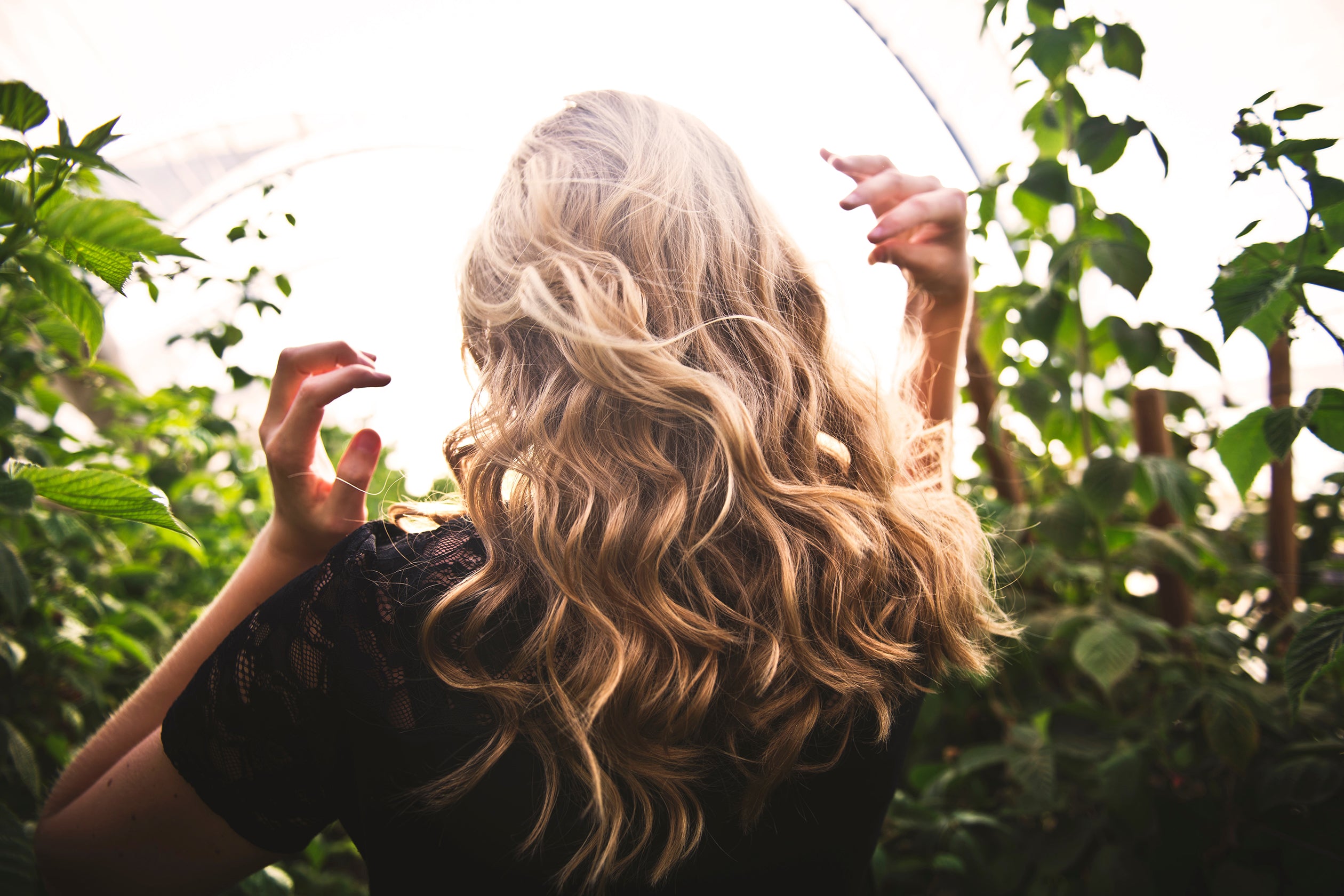 1 Simple Secret to Naturally Radiant Healthy Hair