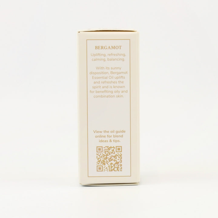 Tri Nature Bergamot Pure Essential Oil box, aroma description and oil guide QR code
